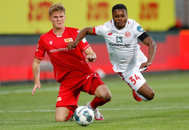 翘首以盼 翘首以盼