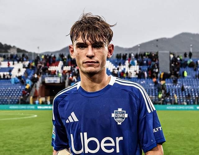 人不禁惊叹 人不禁惊叹