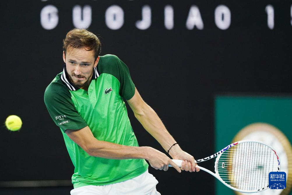 在本赛季比 在本赛季比