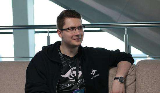 半步提前 半步提前